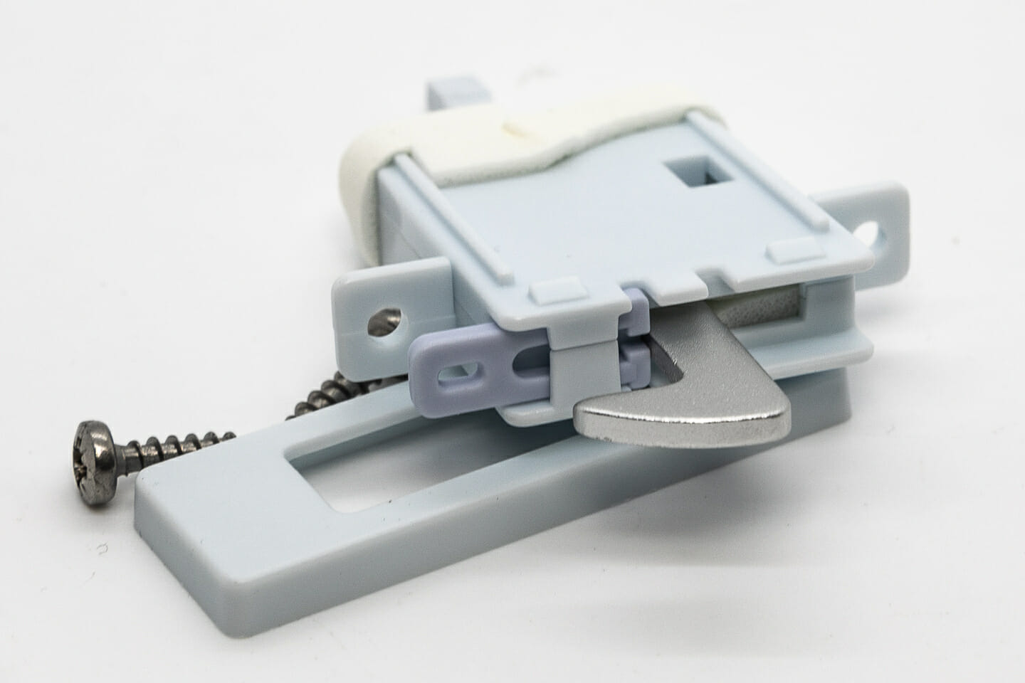 Læsing fyrir frystihólf í ísskáp..